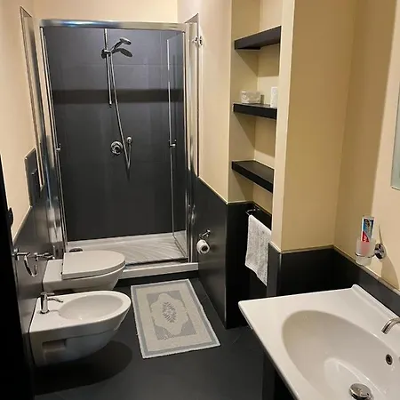 Casa Adorno * צ'פאלו